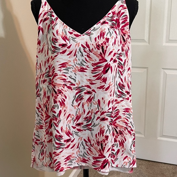 White House Black Market. Size L. Tank top. Reversible. Great condition! - Picture 3 of 12